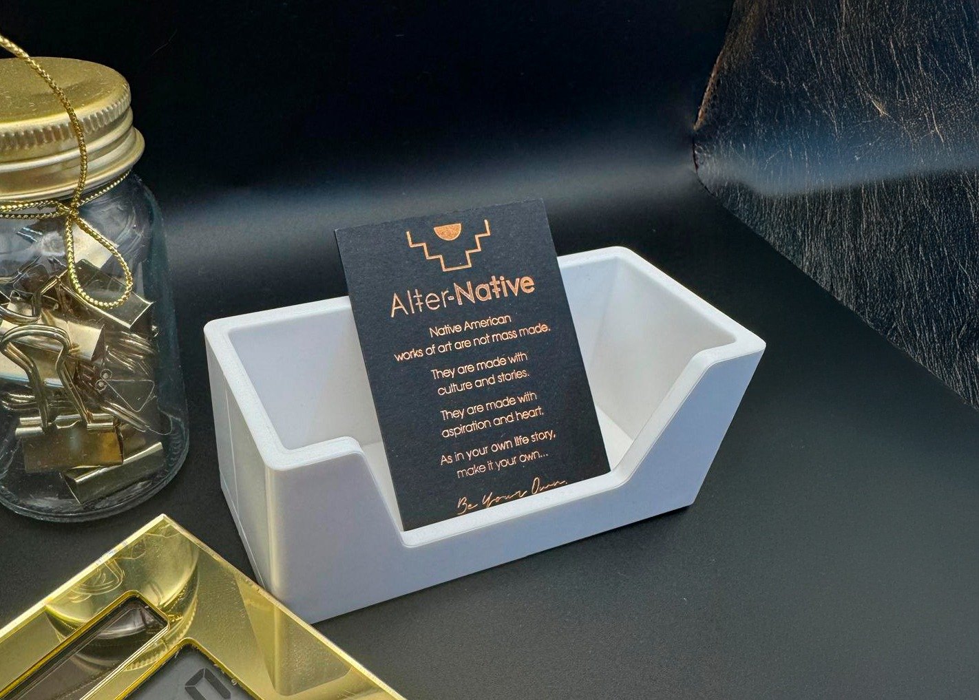 Who Are Dark Business Cards Ideal For?
